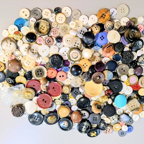 Assorted Button Collection - Multicolor - Picture 2 of 2